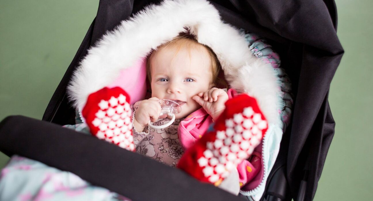 Baby in Babyschale